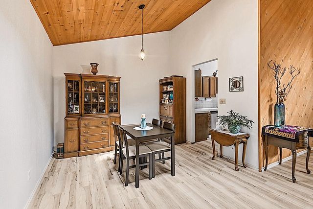 7310 N Applegate Road, Grants Pass, OR 97527