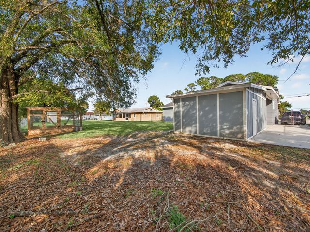 3142 SW Bridge Street, Port St Lucie, FL 34953