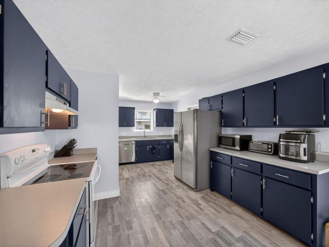 3142 SW Bridge Street, Port St Lucie, FL 34953