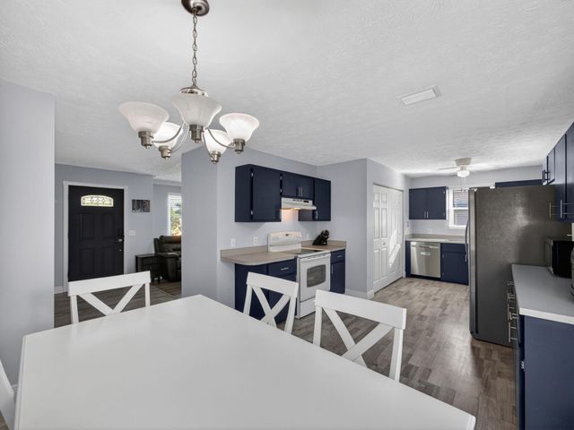 3142 SW Bridge Street, Port St Lucie, FL 34953