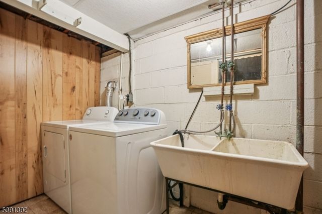 20 Bayliss St, North Arlington Boro, NJ 07031