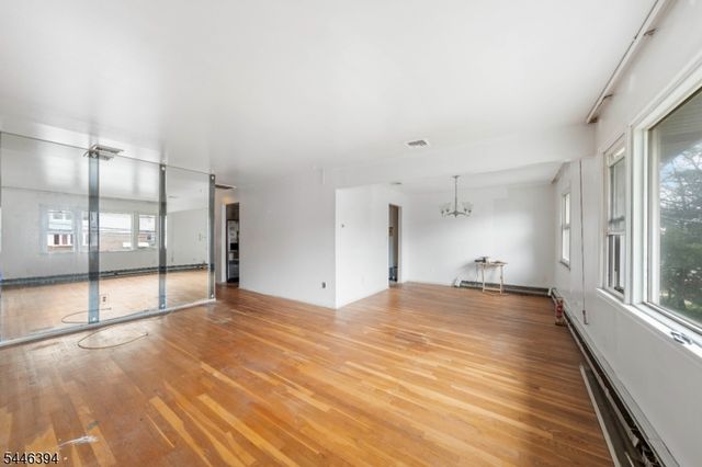 34 Young Ave, Hillside Twp., NJ 07205