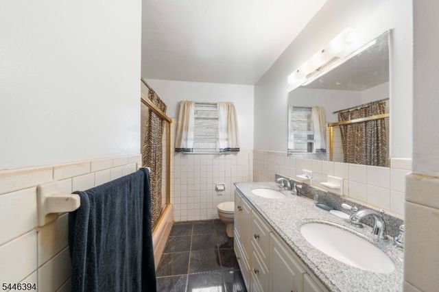 34 Young Ave, Hillside Twp., NJ 07205