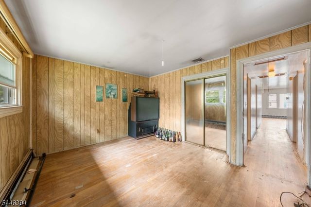 34 Young Ave, Hillside Twp., NJ 07205