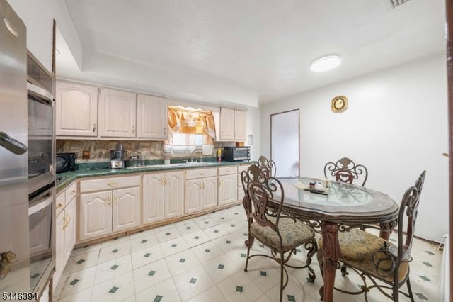 34 Young Ave, Hillside Twp., NJ 07205