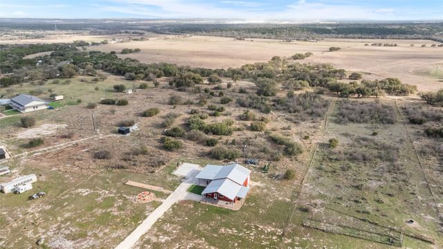 7993 Fm 487 W, Florence, TX 76527