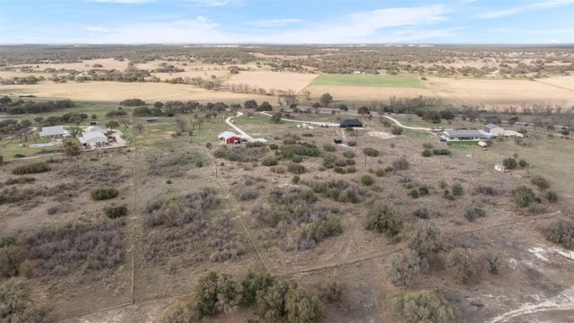 7993 Fm 487 W, Florence, TX 76527