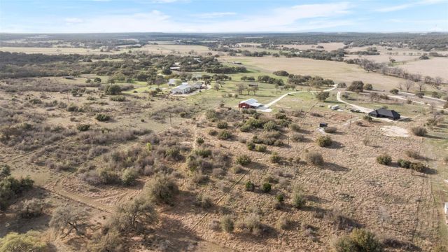 7993 Fm 487 W, Florence, TX 76527