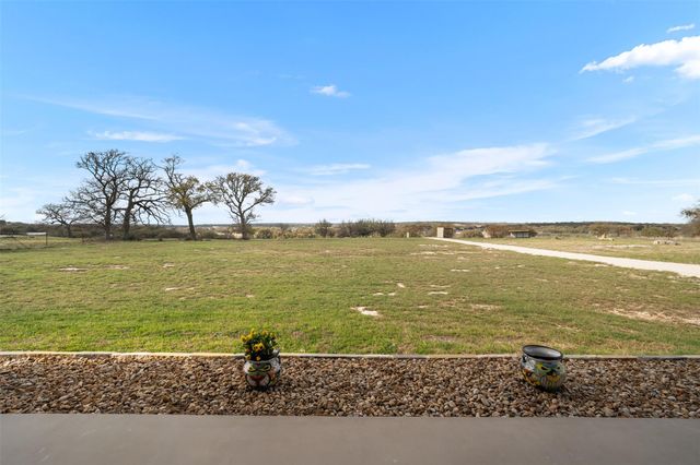 7993 Fm 487 W, Florence, TX 76527