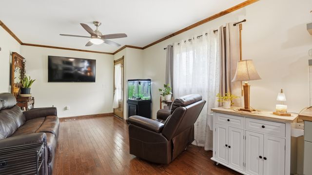 506 Johnson St, Manchester, TN 37355