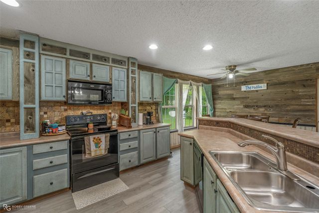 1234 Camp Street, Haughton, LA 71037