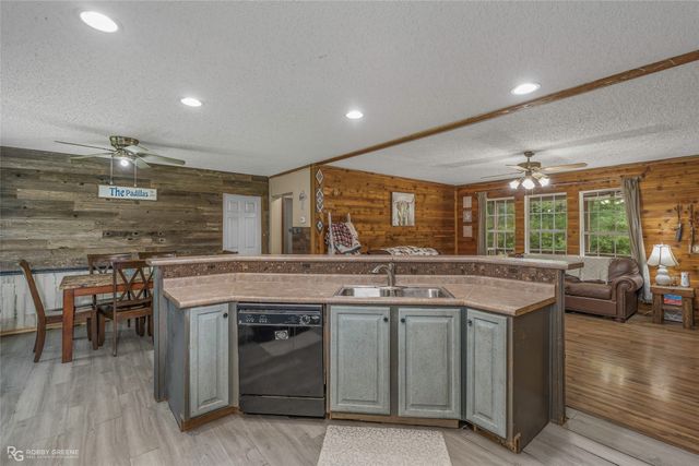 1234 Camp Street, Haughton, LA 71037
