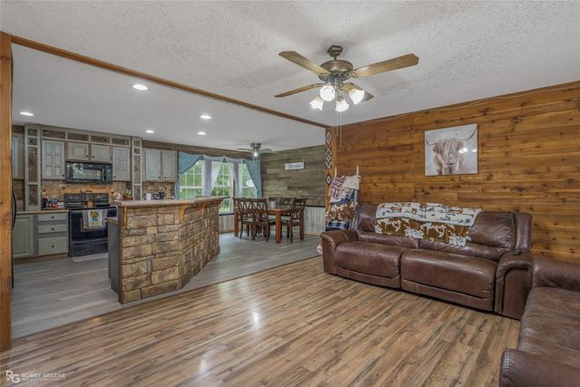 1234 Camp Street, Haughton, LA 71037