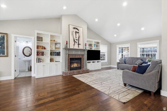 353 E ROBIN ST, Smithfield, UT 84335