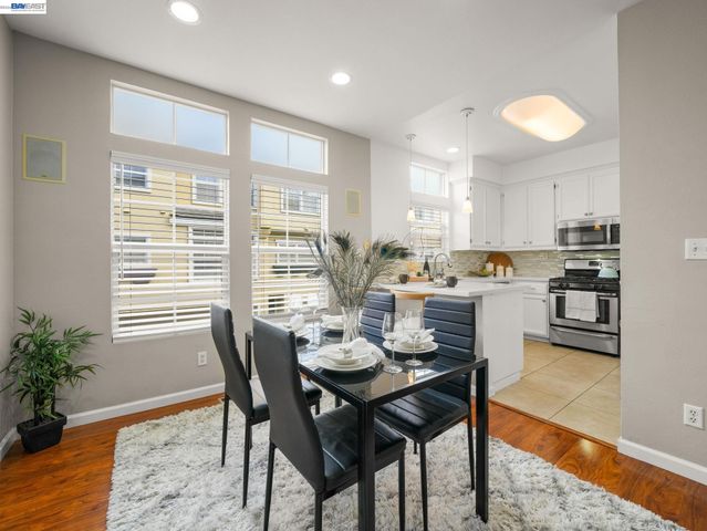 3454 Dayton Cmn, Fremont, CA 94538