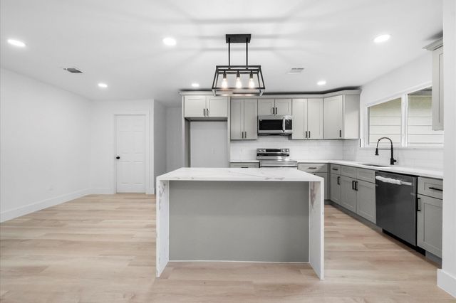 3816 Kaplan Drive, Pasadena, TX 77503