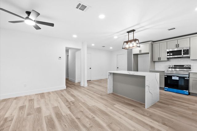 3816 Kaplan Drive, Pasadena, TX 77503