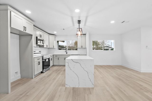 3816 Kaplan Drive, Pasadena, TX 77503