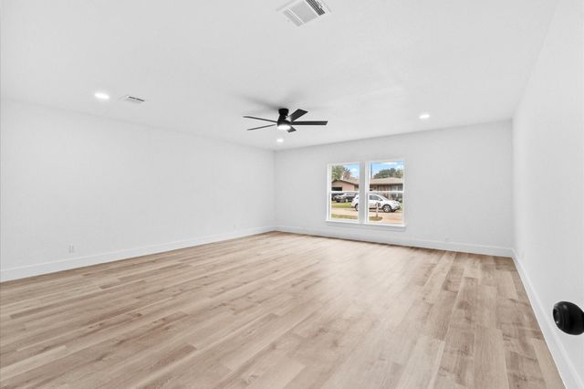 3816 Kaplan Drive, Pasadena, TX 77503