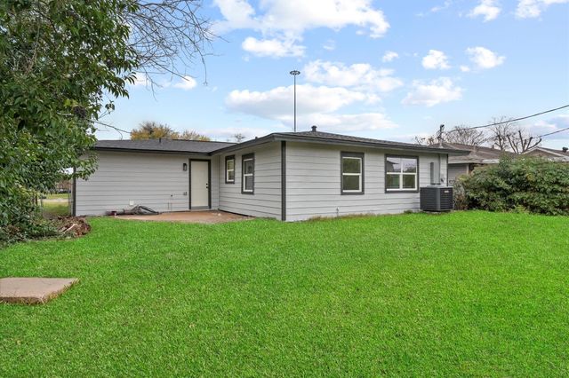 3816 Kaplan Drive, Pasadena, TX 77503