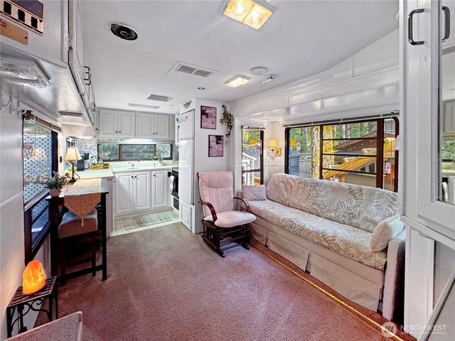 175 6 Chanterelle Drive, Deming, WA 98266