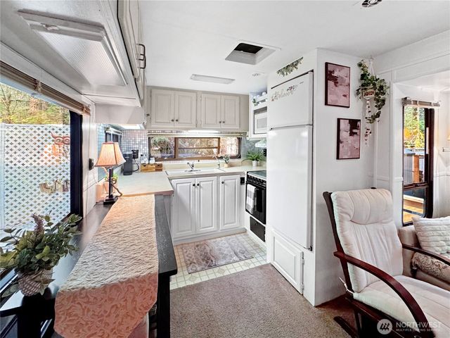 175 6 Chanterelle Drive, Deming, WA 98266