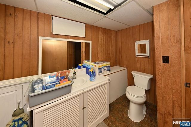 58 Grove Street, Wanaque, NJ 07465