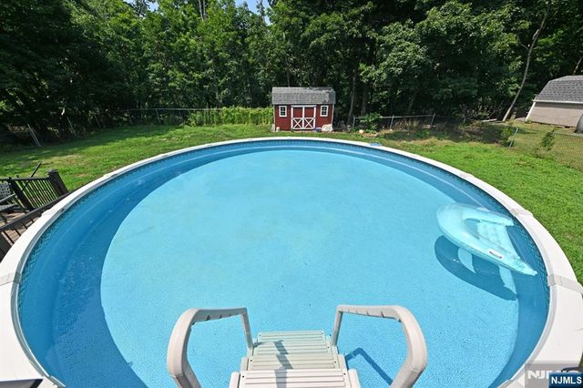 58 Grove Street, Wanaque, NJ 07465