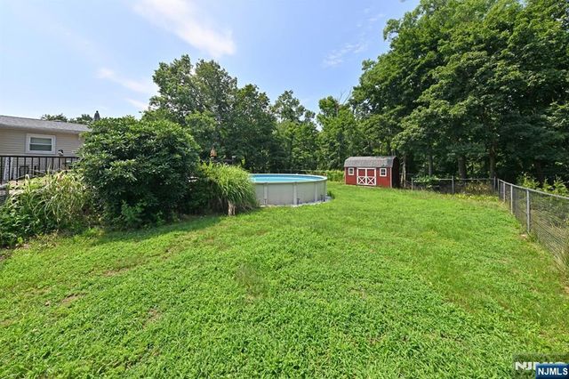 58 Grove Street, Wanaque, NJ 07465