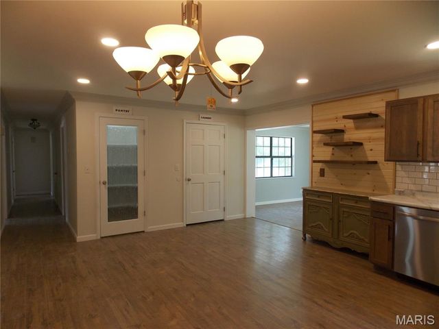 2015 Snider Road, Poplar Bluff, MO 63901