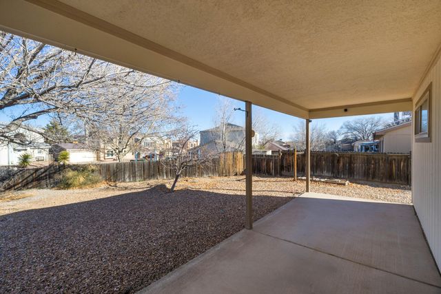 1351 Golden Eye Loop NE, Rio Rancho, NM 87144