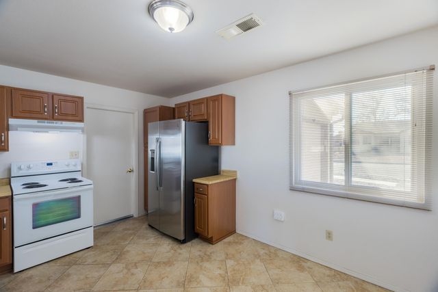 1351 Golden Eye Loop NE, Rio Rancho, NM 87144