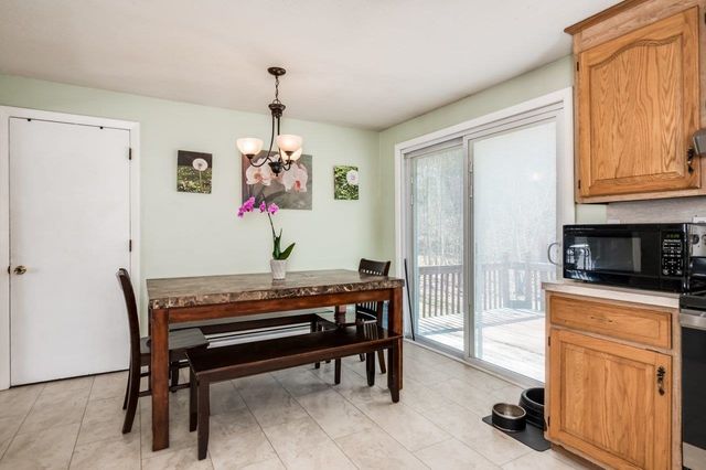 12 Westgate Road, Derry, NH 03038