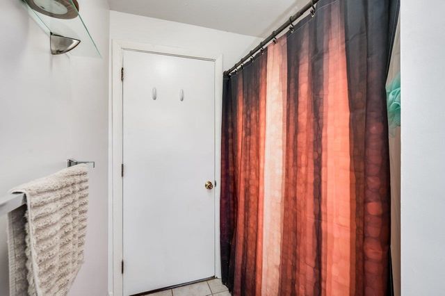 12 Westgate Road, Derry, NH 03038