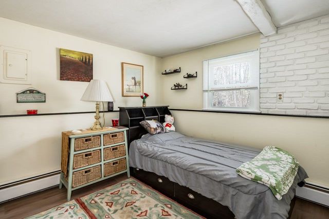 12 Westgate Road, Derry, NH 03038