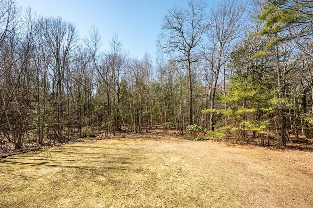 12 Westgate Road, Derry, NH 03038