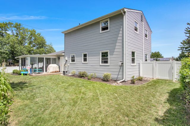 1924 ESTHER DR, Carlisle, PA 17013