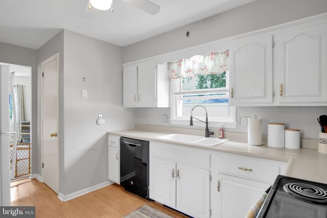 1924 ESTHER DR, Carlisle, PA 17013