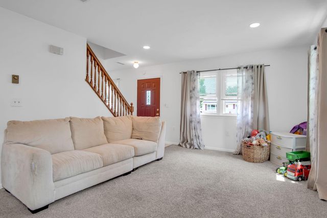 1924 ESTHER DR, Carlisle, PA 17013