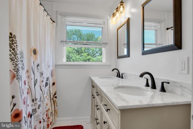 1924 ESTHER DR, Carlisle, PA 17013