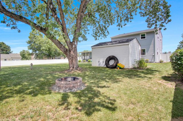 1924 ESTHER DR, Carlisle, PA 17013