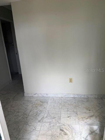 1400 MINEO DRIVE 12T, Punta Gorda, FL 33950