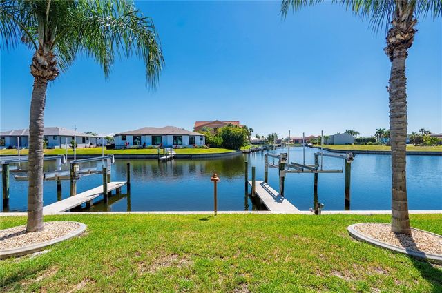 1400 MINEO DRIVE 12T, Punta Gorda, FL 33950