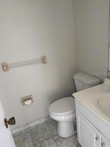 1400 MINEO DRIVE 12T, Punta Gorda, FL 33950