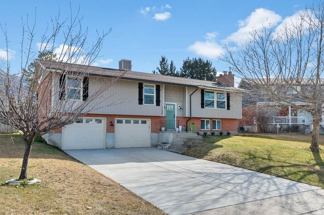 1156 N CHERRYWOOD DR, Layton, UT 84040