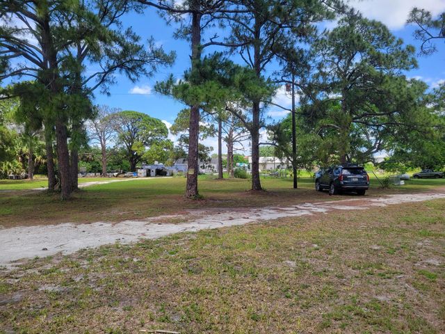 9610 Orange Avenue, Fort Pierce, FL 34945