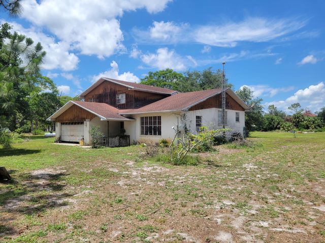 9610 Orange Avenue, Fort Pierce, FL 34945