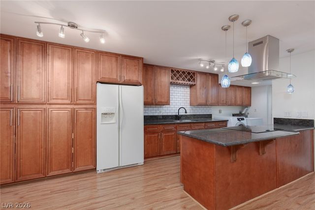 1558 Elizabeth Avenue 2, Las Vegas, NV 89119