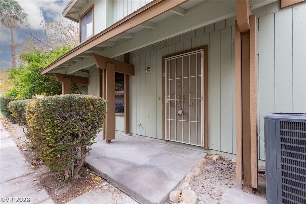 1558 Elizabeth Avenue 2, Las Vegas, NV 89119