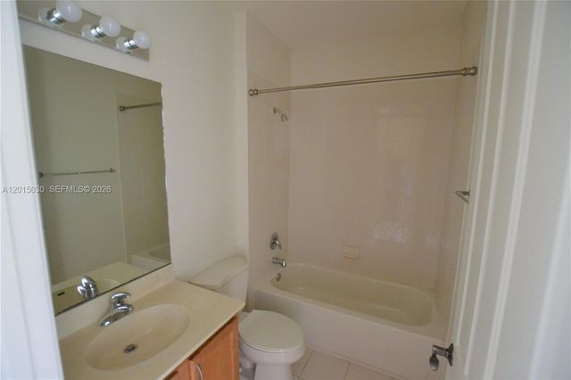 690 Amador Ln 2, West Palm Beach, FL 33401